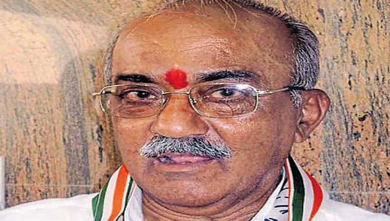 ಚಂದ್ರಶೇಖರ್ ಮಾಡಿದ್ದು ರಾಜಕೀಯ ಆತ್ಮಹತ್ಯೆ, ಆತ್ಮದ್ರೋಹ: ತಂದೆ ಸಿಎಂ ಲಿಂಗಪ್ಪ