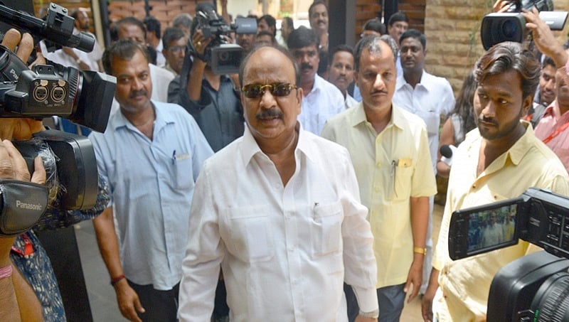 ರಾಮ ಮಂದಿರವನ್ನು ಭಾರತದಲ್ಲಿ ನಿರ್ಮಿಸದಿದ್ದರೆ, ಪಾಕಿಸ್ತಾನದಲ್ಲಿ ಕಟ್ಟಲು ಸಾಧ್ಯವೇ?: ರೋಶನ್ ಬೇಗ್