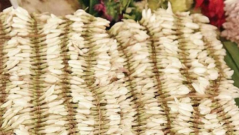 ಉಡುಪಿ: ಶಂಕರಪುರ ಮಲ್ಲಿಗೆ ಬೆಲೆ ಗಗನಕ್ಕೆ, ರೈತರ ಮುಖದಲ್ಲಿ ಮಂದಹಾಸ