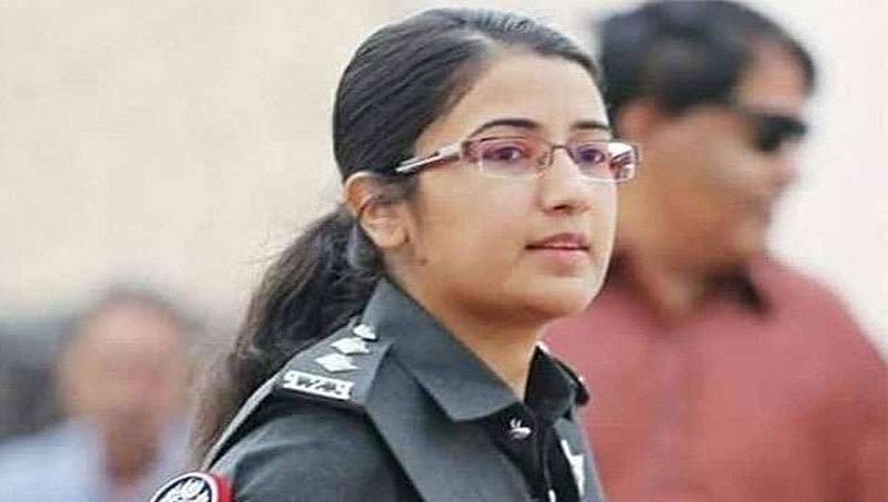 ಚೀನಾ ದೂತವಾಸ ಕಚೇರಿಯಿಂದ ಉಗ್ರರನ್ನು ಹಿಮ್ಮೆಟ್ಟಿಸಿದ ಕರಾಚಿ ಮಹಿಳಾ ಪೊಲೀಸ್ ಅಧಿಕಾರಿ
