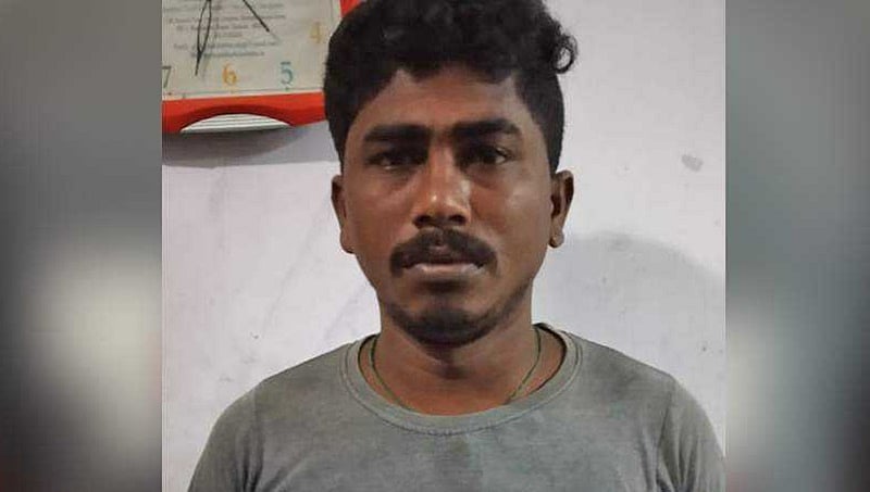 ಎಸ್ಆರ್ ಎಂ ವಿವಿ ವಿದ್ಯಾರ್ಥಿನಿ ಎದುರೇ ಹಸ್ತಮೈಥುನ: ಸ್ವಚ್ಛತಾ ಸಿಬ್ಬಂದಿಯ ಬಂಧನ