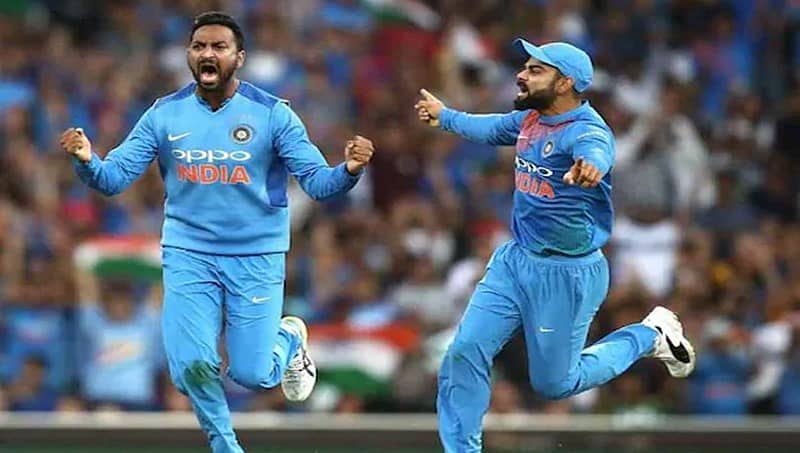 ಆಸ್ಟ್ರೇಲಿಯಾ ವಿರುದ್ಧದ 3 ನೇ ಟಿ20 ಪಂದ್ಯದಲ್ಲಿ ದಾಖಲೆ ನಿರ್ಮಿಸಿದ ಸ್ಪಿನ್ನರ್ ಕೃನಾಲ್ ಪಾಂಡ್ಯ