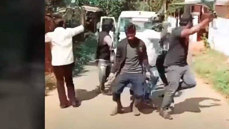 ಕೇರಳ: 'ನಿಲ್ಲು ನಿಲ್ಲು ' ಚಾಲೆಂಜ್,  ಹುಷಾರ್ ಎಂದ ಪೊಲೀಸರು!