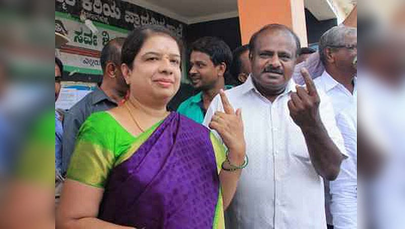 ರಾಮನಗರ ಜೆಡಿಎಸ್ ಅಭ್ಯರ್ಥಿ ಅನಿತಾ ಕುಮಾರಸ್ವಾಮಿ ತಮ್ಮ ಸ್ವ ಕ್ಷೇತ್ರದಲ್ಲೇ ಮತದಾನ ಮಾಡುವಂತಿಲ್ಲ ಏಕೆ ಗೊತ್ತಾ?