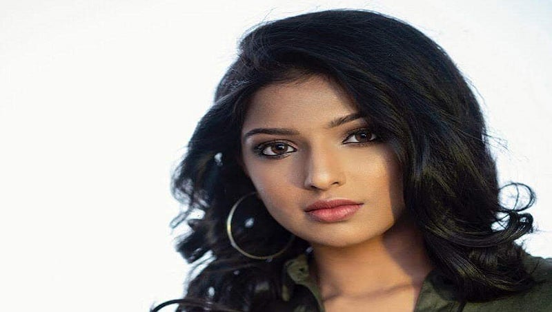 ಕನ್ನಡಕ್ಕೆ ಇನ್ನೊಬ್ಬ ನವ ನಟಿ: 'ನಮ್ ಹುಡುಗ್ರು ಕಥೆ' ಹೇಳಲು ತಯಾರಾದ ರಿಯಾ ರನ್ವಿಕಾ
