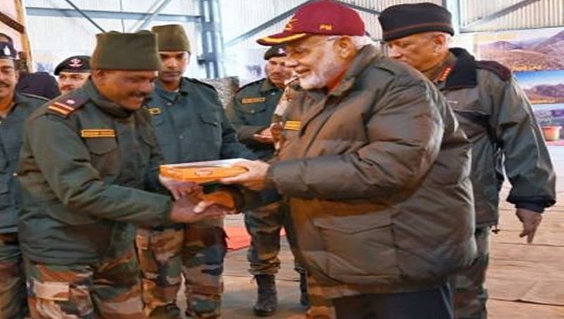 ಚೀನಾ- ಭಾರತ ಗಡಿಯಲ್ಲಿ ಯೋಧರೊಂದಿಗೆ ಪ್ರಧಾನಿ ದೀಪಾವಳಿ ಆಚರಣೆ!