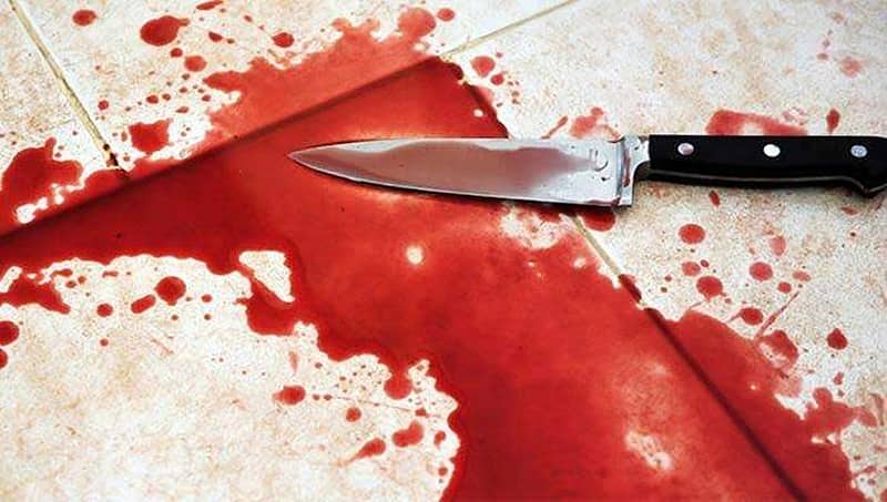 ಭೀಕರ ಹತ್ಯೆ: ಅಪ್ರಾಪ್ತ ಬಾಲಕಿ ಮೇಲೆ ಗ್ಯಾಂಗ್‍ರೇಪ್? ಅರೇ ನಗ್ನ ಮೃತದೇಹದ ಮೇಲೆ 37 ಕಡೆ ಚೂರಿ ಇರಿತ!
