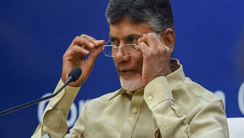 ಕುತೂಹಲ ಕೆರಳಿಸಿದೆ ದೇವೇಗೌಡ- ಚಂದ್ರಬಾಬು ನಾಯ್ಡು ಭೇಟಿ: ಲೋಕಸಭೆ ಚುನಾವಣೆಗೆ ಮೈತ್ರಿ?