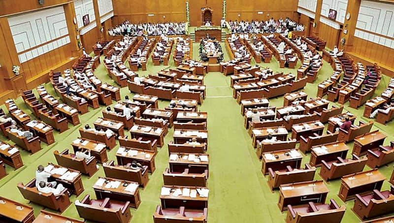 ಇಂದಿನಿಂದ 10 ದಿನ ಚಳಿಗಾಲ ಅಧಿವೇಶನ: ಮೈತ್ರಿ ಸರ್ಕಾರಕ್ಕೆ ಅಗ್ನಿಪರೀಕ್ಷೆ