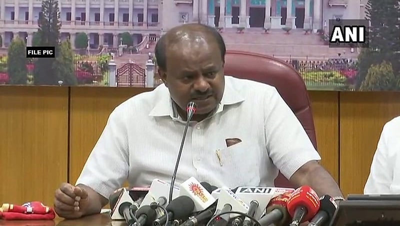 ದೇವಸ್ಥಾನದ ಪ್ರಸಾದ ಸೇವಿಸಿ 10 ಸಾವು, ದುರದೃಷ್ಟಕರ ಘಟನೆ- ಮುಖ್ಯಮಂತ್ರಿ ಎಚ್. ಡಿ. ಕುಮಾರಸ್ವಾಮಿ