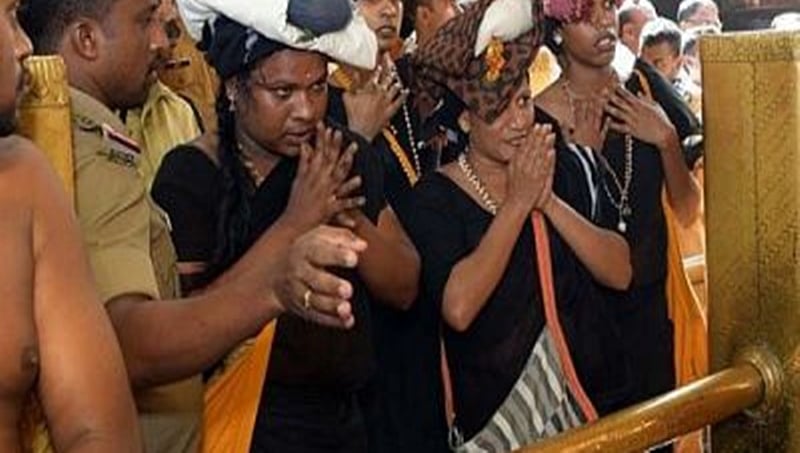 ಶಬರಿಮಲೆ ದೇವಾಲಯದಲ್ಲಿ ನಾಲ್ವರು ತೃತೀಯ ಲಿಂಗಿಗಳಿಂದ ಪೂಜೆ
