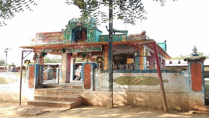 ವಿಷ ಪ್ರಸಾದ ದುರಂತ: ಐವರು ಅನಾಥ ಮಕ್ಕಳ ದತ್ತು ಸ್ವೀಕಾರ