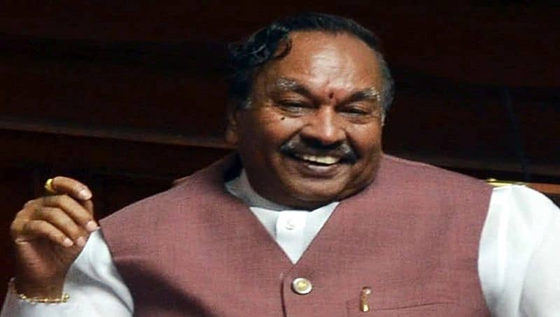 ಕಾಂಗ್ರೆಸ್ ನವರು ಬಡಿದಾಡಿಕೊಂಡು ಸರ್ಕಾರ ಬಿದ್ದರೇ ಅದಕ್ಕೆ ಸಿದ್ದರಾಮಯ್ಯ ಕಾರಣ: ಕೆ.ಎಸ್ ಈಶ್ವರಪ್ಪ