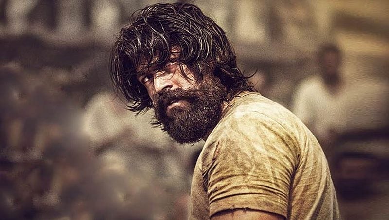 ಥಿಯೇಟರ್ ನಲ್ಲಿ  ಫಿಲ್ಮ್; ಮೊಬೈಲ್ ನಲ್ಲಿ ಕೆಜಿಎಫ್ ಗೇಮ್: ರಾಕಿ ಭಾಯ್ ಗೆ ಅಭಿಮಾನಿಗಳು ಫಿದಾ!