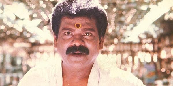 <div><b>ವಿನು ಚಕ್ರವರ್ತಿ</b></div><div>ಸುದೀರ್ಘೀ ಅನಾರೋಗ್ಯ ಸಮಸ್ಯೆಗಳಿಂದ ಬಳಲುತ್ತಿದ್ದ ಖ್ಯಾತ ತಮಿಳು ನಟ ಹಾಗೂ ಬರಹಗಾರ ವಿನು ಚಕ್ರವರ್ತಿಯವರು ಏಪ್ರಿಲ್ 27 ರಂದು ಕೊನೆಯುಸಿರೆಳೆದಿದ್ದರು. ವಿನು ಅವರಿಗೆ 71 ವರ್ಷ ವಯಸ್ಸಾಗಿತ್ತು. </div>