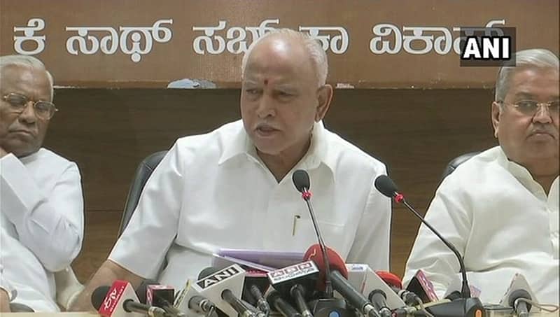 ರಾಜ್ಯದಲ್ಲಿ ಬರಪರಿಸ್ಥಿತಿ ಇದ್ದರೂ ಕುಮಾರಸ್ವಾಮಿ ಹೊಸ ವರ್ಷಾಚರಣೆಗೆ ಸಿಂಗಾಪುರ ಪ್ರವಾಸ: ಯಡಿಯೂರಪ್ಪ