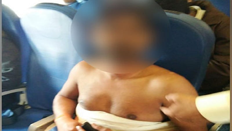 ವಿಮಾನದಲ್ಲೇ  ಬಟ್ಟೆ ಬಿಚ್ಚಿ  ಓಡಾಡಿದ ಪ್ರಯಾಣಿಕ!