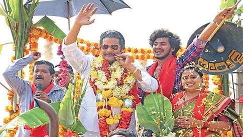 'ಅಯೋಗ್ಯ'ನಿಗೆ ಬಚ್ಚೇಗೌಡರಾಗಿ ಬಂದ ರವಿಶಂಕರ್