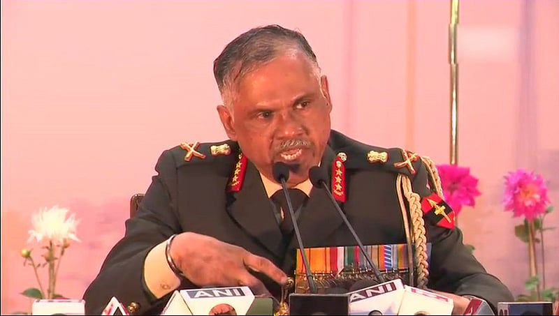 ದೇಶದ ವಿರುದ್ಧ ಯಾರೇ ಶಸ್ತ್ರಾಸ್ತ್ರ ಹಿಡಿದರೂ, ಅವರ ಹೆಡೆ ಮುರಿ ಕಟ್ಟುತ್ತೇವೆ: ಲೆ.ಜನರಲ್ ಡಿ ಅನ್ಬು