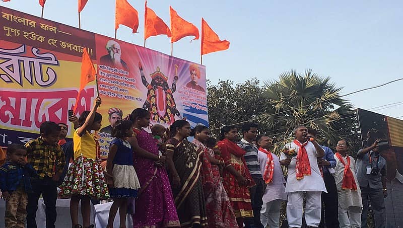 14 ಮುಸ್ಲಿಂರ ಘರ್ ವಾಪಸಿ ಕಾರ್ಯಕ್ರಮದ ವೇಳೆ ಮಾಧ್ಯಮದವರ ಮೇಲೆ ಹಲ್ಲೆ