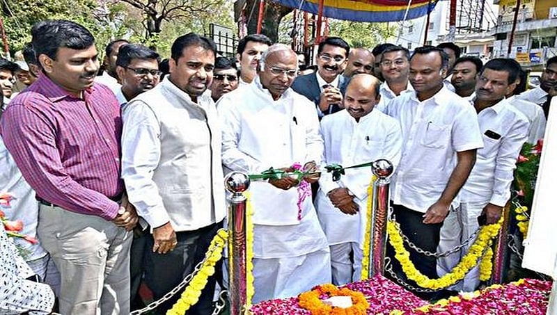 ಕಲಬುರ್ಗಿ: ರಾಜ್ಯದ ಮೊದಲ ಸಾರ್ವಜನಿಕ ಉಚಿತ ವೈ–ಫೈ ಹಾಟ್ಸ್ಪಾಟ್ ಸೇವೆಗೆ ಚಾಲನೆ