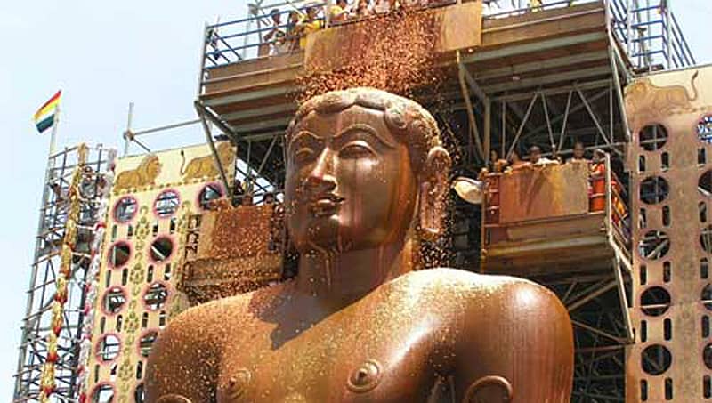 ತ್ಯಾಗಮೂರ್ತಿ ಬಾಹುಬಲಿ ಮಹಾ ಮಜ್ಜನಕ್ಕೆ ಜೈನಕಾಶಿಯಲ್ಲಿ ಸಕಲ ಸಿದ್ಧತೆ