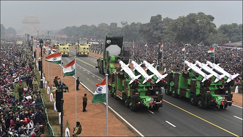 ಪಾಕಿಸ್ತಾನ ಯುದ್ಧ ಘೋಷಿಸಿದೆ, ನಮ್ಮ ಕ್ಷಿಪಣಿಗಳು ರಾಜ್ ಪಥ್ ಪ್ರದರ್ಶನಕ್ಕಷ್ಟೇ ಸೀಮಿತವೇ?: ಶಿವಸೇನೆ