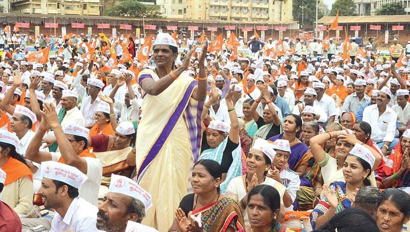 ಲಿಂಗಾಯತ ಪ್ರತ್ಯೇಕ ಧರ್ಮ ವಿಚಾರ: ರಾಜ್ಯ ಸಚಿವ ಸಂಪುಟ ಸಭೆ ಮಂದೂಡಿಕೆ