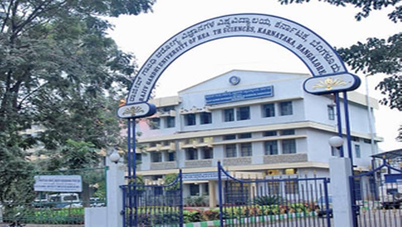 ಬೆಂಗಳೂರು : ರಾಜೀವ್ ಗಾಂಧಿ ಆರೋಗ್ಯ ವಿಜ್ಞಾನ ವಿವಿ ತಂಡದ ವಿರುದ್ಧ ಕಳ್ಳತನ ಪ್ರಕರಣ ದಾಖಲು
