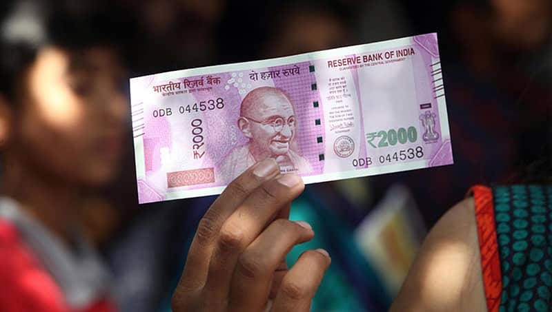 2000 ನೋಟುಗಳ ರದ್ದತಿ ಇಲ್ಲ: ಕೇಂದ್ರ ಸರ್ಕಾರ ಸ್ಪಷ್ಟನೆ