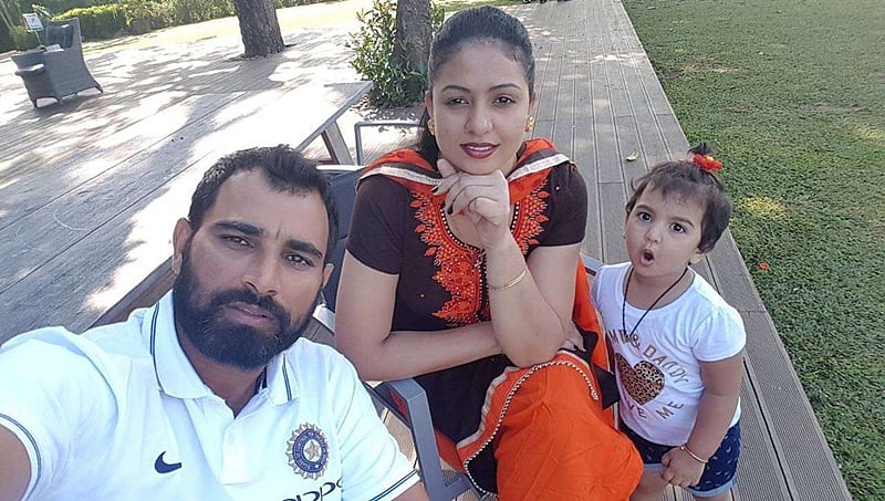 ಮೊಹಮ್ಮದ್ ಶಮಿಗೆ ರಸ್ತೆ ಮಧ್ಯೆ ನಿಲ್ಲಿಸಿ ಹೊಡೆಯಬೇಕು: ಪತ್ನಿ ಹಸೀನ್ ಜಹಾನ್