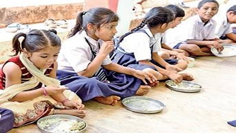 ಕರ್ನಾಟಕ: ಮಕ್ಕಳ ಆರೋಗ್ಯಕರ ಬೆಳವಣಿಗೆಗಾಗಿ ಪೌಷ್ಟಿಕ ಆಹಾರ ಕಡ್ಡಾಯಕ್ಕೆ ಆರೋಗ್ಯ ಇಲಾಖೆ ಚಿಂತನೆ