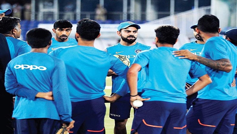 ಬಿಸಿಸಿಐ ಕಾಂಟ್ರ್ಯಾಕ್ಟ್: ಕೊಹ್ಲಿ, ಭುವನೇಶ್ವರ್ ಎ+ ಕೆಟಗರಿ, ಧೋನಿ, ಅಶ್ವಿನ್ ಎ ಕೆಟಗರಿ