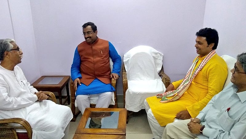 ಪ್ರಮಾಣವಚನ ಸಮಾರಂಭಕ್ಕೆ ಮಾಣಿಕ್ ಸರ್ಕಾರ್ ಗೆ ತ್ರಿಪುರ ನಿಯೋಜಿತ ಸಿಎಂ ಆಹ್ವಾನ