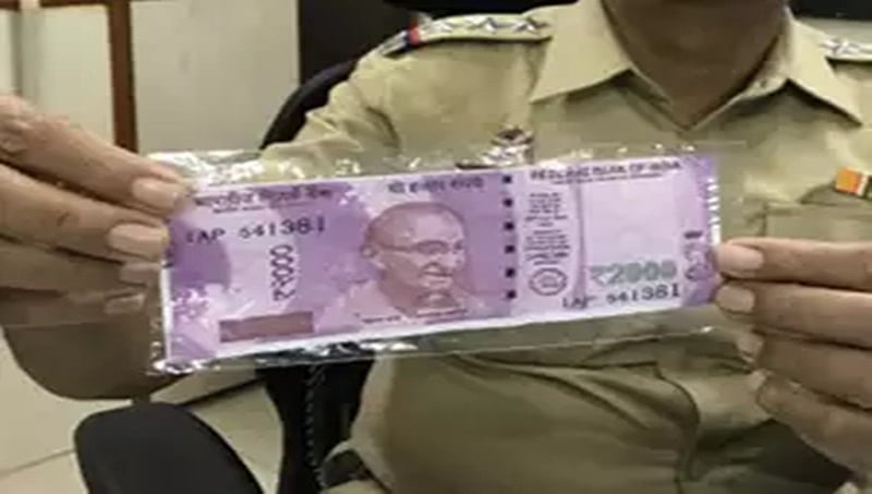 ಕರ್ನಾಟಕ ಎಲೆಕ್ಷನ್ ಎಫೆಕ್ಟ್: ಬಾಂಗ್ಲಾದಿಂದ ರಾಜ್ಯಕ್ಕೆ ನಕಲಿ ನೋಟು ಸಾಗಿಸುತ್ತಿದ್ದ ಕಳ್ಳರ ಬಂಧನ