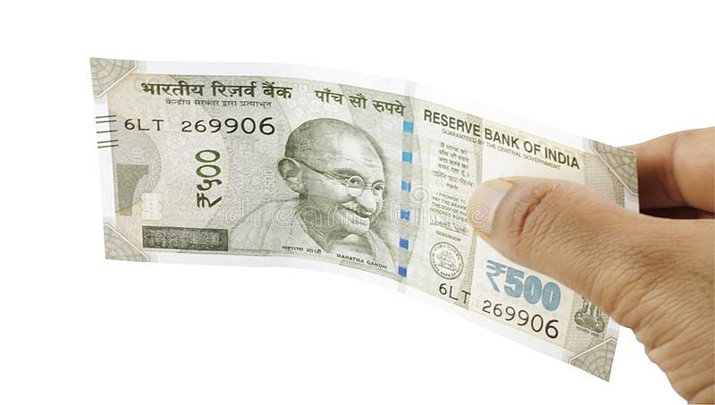 ಮತಯಾಚನೆಗೆ ಬಂದ ಅಭ್ಯರ್ಥಿಗೆ 500 ರು. ನೀಡಿದ ಮತದಾರ!