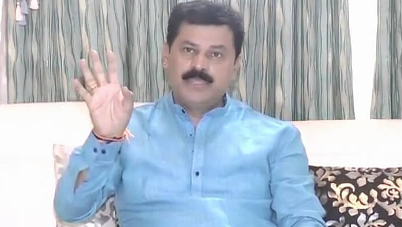 ಶಿಕಾರಿಪುರದಲ್ಲೊಬ್ಬ ಹೆಣ್ಣು ಬಾಕ ಇದ್ದಾನೆ: ಹೊಸ ಬಾಂಬ್ ಸಿಡಿಸಿದ ಬೇಳೂರು