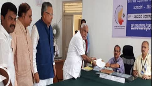ಎದುರಾಳಿ ಠೇವಣಿ ಕಳೆಯಿರಿ: ಶಿಕಾರಿಪುರದಲ್ಲಿ ನಾಮಪತ್ರ ಸಲ್ಲಿಸಿದ ಬಳಿಕ ಬಿಎಸ್ ವೈ ಗುಡುಗು