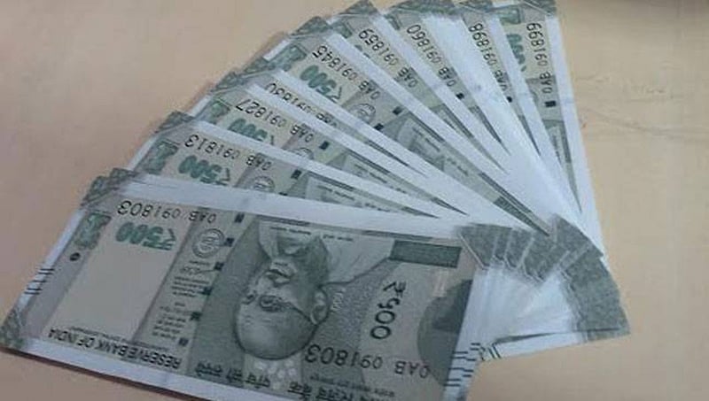 ನಗದು ಕೊರತೆ ನೀಗಿಸಲು 24x7, ರೂ.500, 200 ಮುಖಬೆಲೆಯ ನೋಟುಗಳ ಮುದ್ರಣ