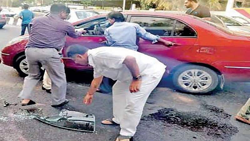 ಬೆಂಗಳೂರು: ಅಪಘಾತಕ್ಕೀಡಾದ ವ್ಯಕ್ತಿಗೆ ಸಹಾಯ ಮಾಡಿ ಮಾನವೀಯತೆ ಮೆರೆದ ಸಚಿವ ಡಿ.ಕೆ ಶಿವಕುಮಾರ್