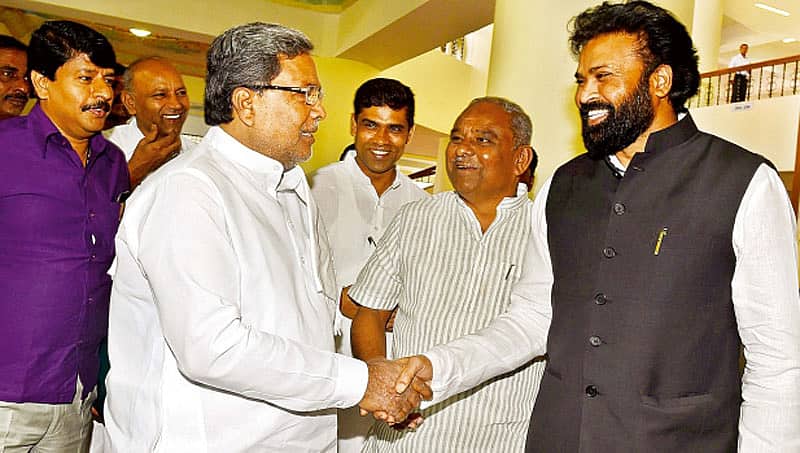 ಬಾದಾಮಿಯಲ್ಲೂ ಸಿಎಂ ಸಿದ್ದರಾಮಯ್ಯ ಗೆಲುವು ಸುಲಭವಲ್ಲ!