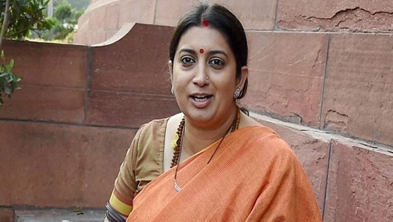 ಭಾರತೀಯರು ದಿನದ 200 ನಿಮಿಷಗಳನ್ನು ಮೊಬೈಲ್ ನಲ್ಲಿಯೇ ಕಳೆಯುತ್ತಾರೆ: ಸ್ಮೃತಿ ಇರಾನಿ