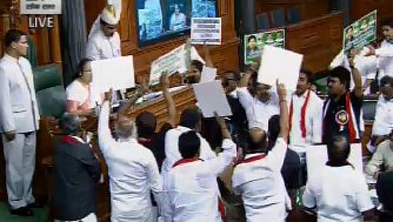 ಲೋಕಸಭೆಯಲ್ಲಿ ಮತ್ತೆ ಕಾವೇರಿ ಗದ್ದಲ: ಲೋಕಸಭೆ ಕಲಾಪ ನಾಳೆಗೆ ಮುಂದೂಡಿಕೆ