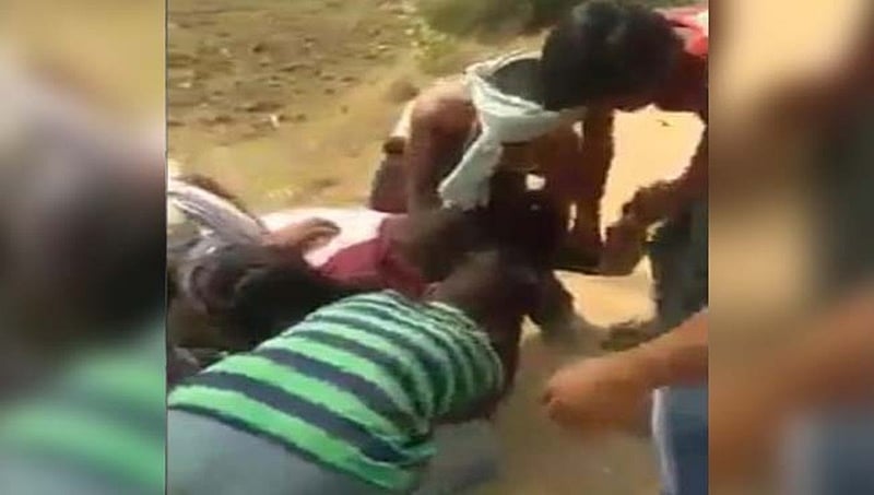 ಬಿಹಾರ : ಅಪ್ರಾಪ್ತ ಬಾಲಕಿಗೆ ಲೈಂಗಿಕ ಕಿರುಕುಳ ವಿಡಿಯೋ ವೈರಲ್: ಇಬ್ಬರು ವಶ