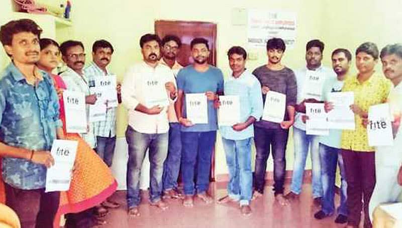 ಕೆಲಸ ಕಳೆದುಕೊಂಡ ಟೆಕಿಗಳಿಗೆ ಕಾನೂನು ಮಾರ್ಗದರ್ಶನ ತೋರುವ ಕಿರು ಪುಸ್ತಕ