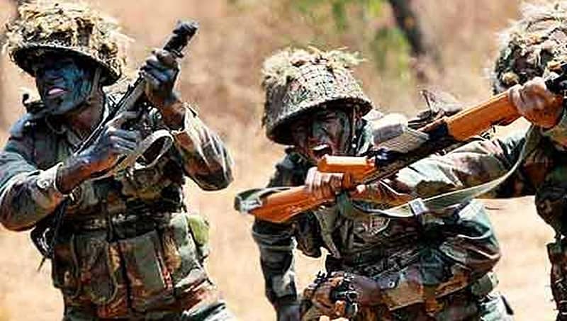 ಎ.ಕೆ-47 ನಿಂದ ಗುಂಡು ಹಾರಿಸಿದರೂ ಭಾರತೀಯ ಯೋಧರಿಗೆ ಏನೂ ಆಗಲ್ಲ: ಶೀಘ್ರವೇ ಸಿಗಲಿದೆ ಗುಂಡು ನಿರೋಧಕ ಜಾಕೆಟ್!
