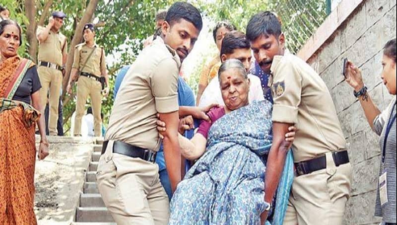 ಚುನಾವಣಾ ಆಯೋಗದ ಪ್ರಯತ್ನದ ಹೊರತಾಗಿಯೂ ಮತಗಟ್ಟೆಗಳು ಹಿರಿಯರು, ದಿವ್ಯಾಂಗರ ಸ್ನೇಹಿಯಾಗಿರಲಿಲ್ಲ