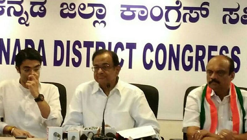 ಸುಪ್ರೀಂ ಕೋರ್ಟ್ ಗೆ ನನ್ನ ಸೆಲ್ಯೂಟ್, ಕಾಂಗ್ರೆಸ್-ಜೆಡಿಎಸ್ ಸರ್ಕಾರ ರಚನೆ ಶತಃಸಿದ್ಧ: ಪಿ ಚಿದಂಬರಂ