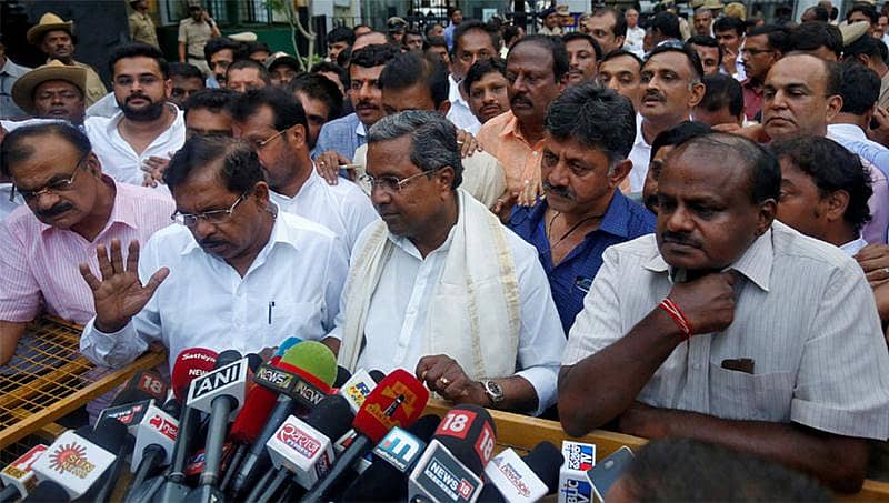 ಮೈತ್ರಿ ಸರ್ಕಾರಕ್ಕೆ ಭರ್ಜರಿ ಸಿದ್ಧತೆ: ಯಾರಿಗೆ ಯಾವ ಸ್ಥಾನ? ಎಲ್ಲೆಡೆ ಹರಿದಾಡುತ್ತಿದೆ ಸಂಭಾವ್ಯ ಮಂತ್ರಿಮಂಡಲ ಪಟ್ಟಿ