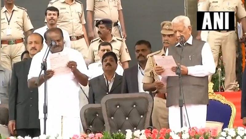 ರಾಜ್ಯದ 25ನೇ ಮುಖ್ಯಮಂತ್ರಿಯಾಗಿ ಹೆಚ್.ಡಿ. ಕುಮಾರಸ್ವಾಮಿ ಪ್ರಮಾಣವಚನ ಸ್ವೀಕಾರ